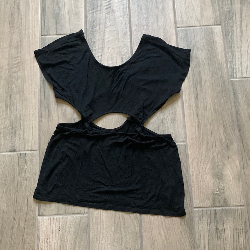 6 shore road black top